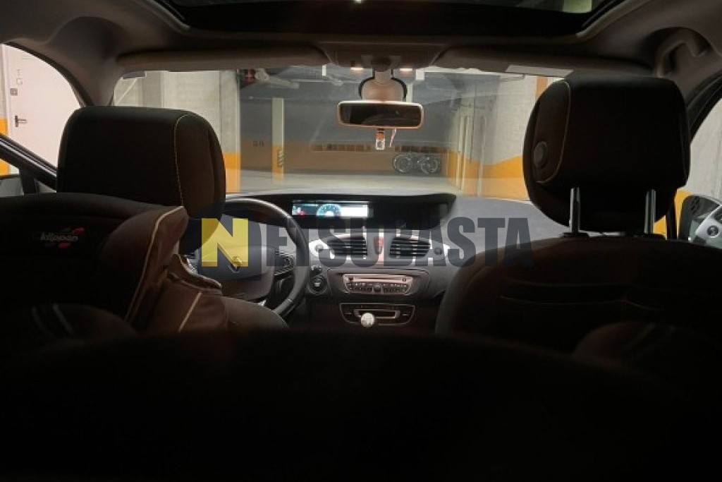 Renault Scenic 1.5 dCi 2011