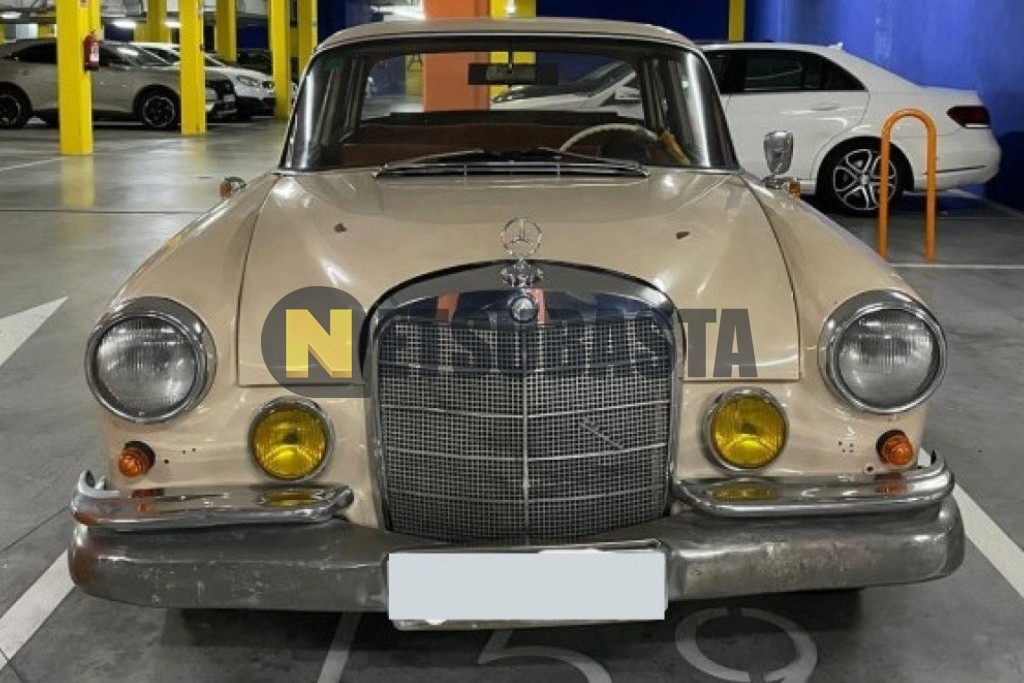 Mercedes-Benz 190D 1970