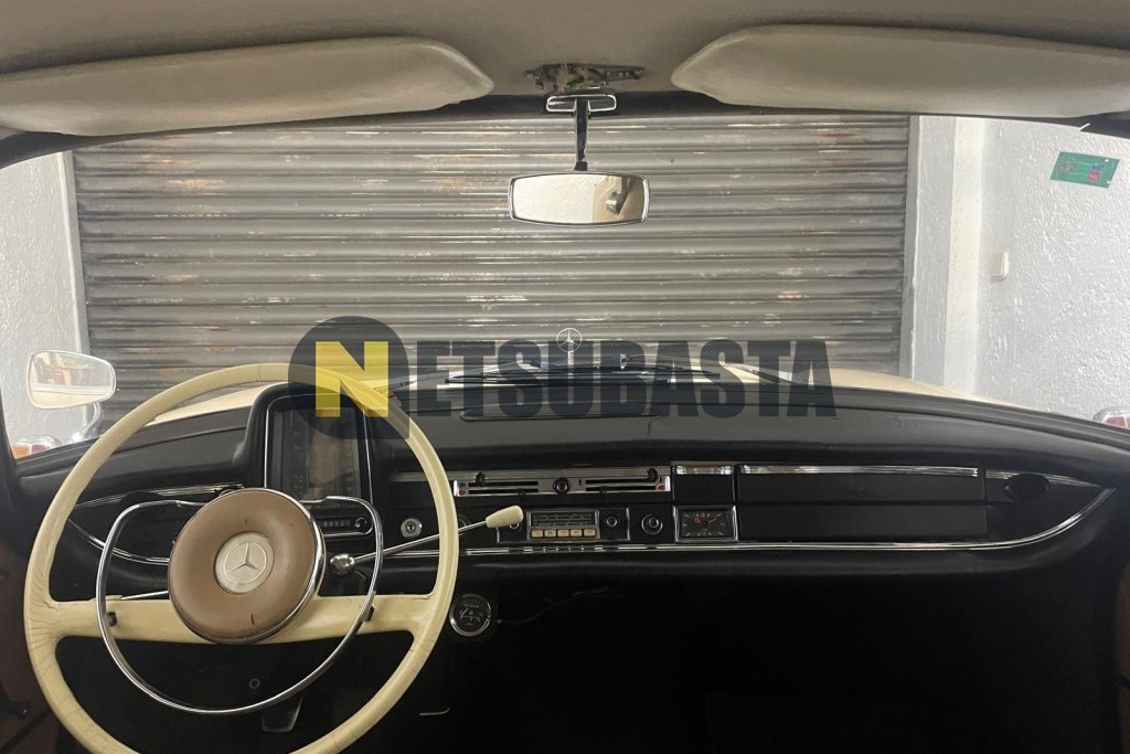 Mercedes-Benz 190D 1970