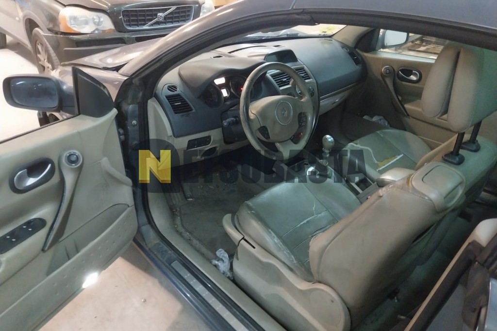 Renault Coupé-Cabriolet 2.0 dCi 2006