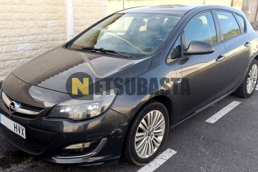 Opel Astra 1.6 2014