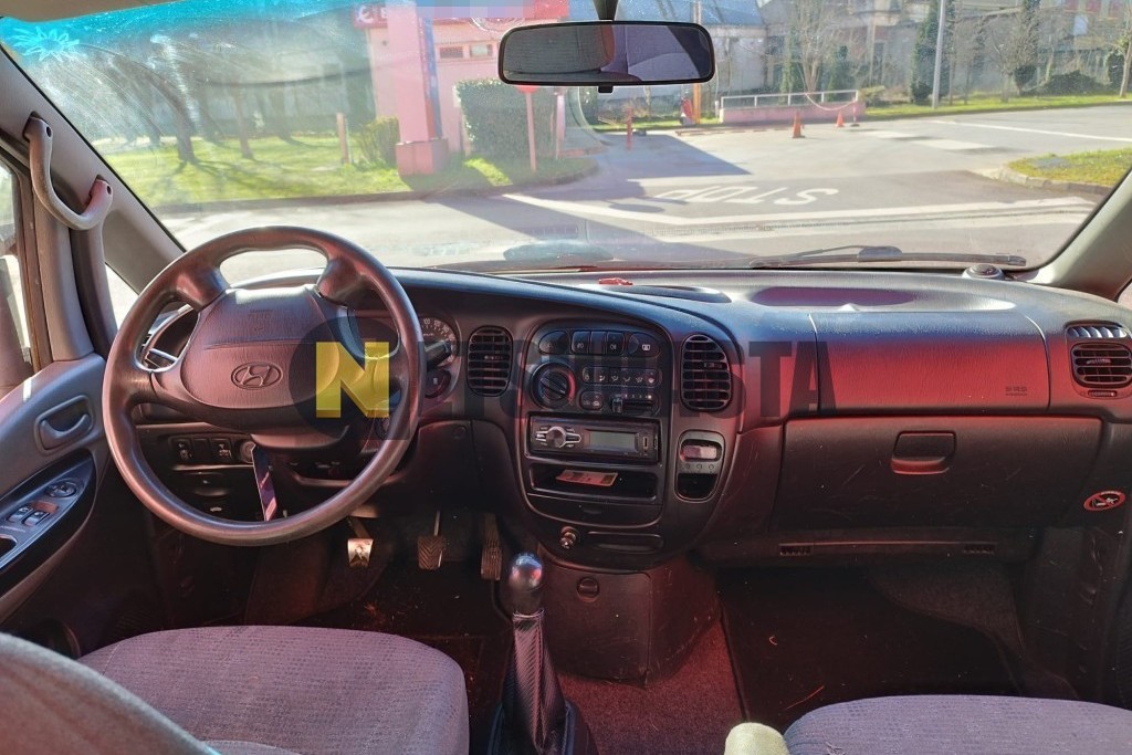 Hyundai H-1 2.5 CRDi 2005