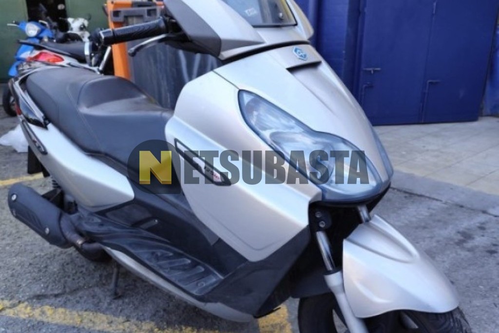 Piaggio X7 EVO 125 ie 2012