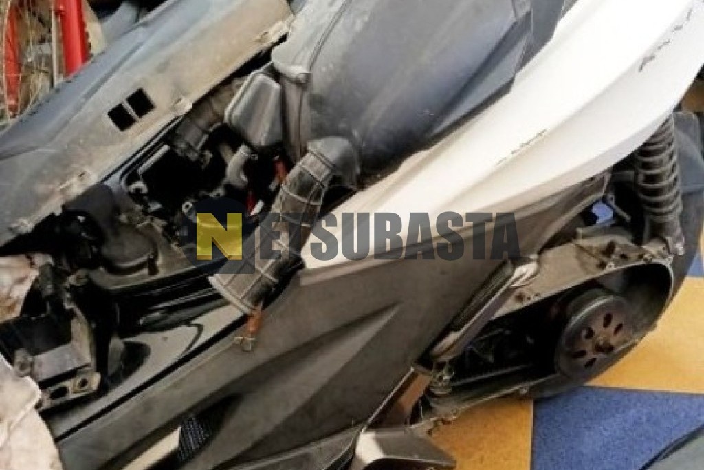 Kymco K-XCT 125i 2013