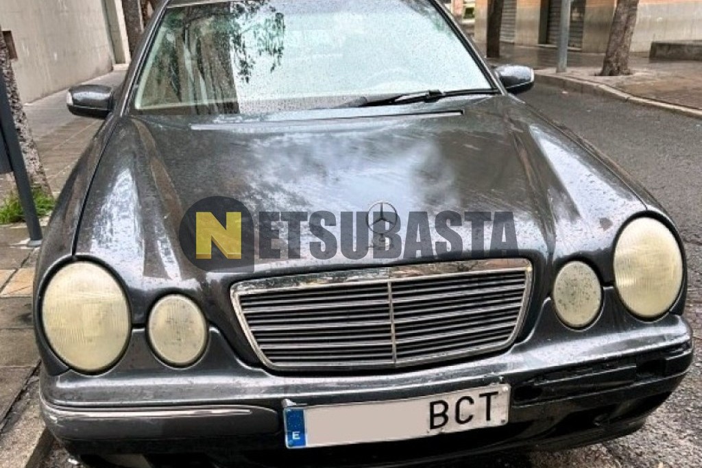 Mercedes-Benz E 240 2000