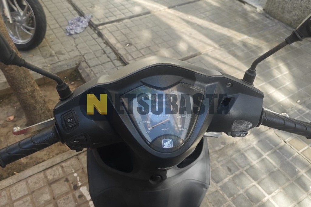 Honda Vision 110 2015