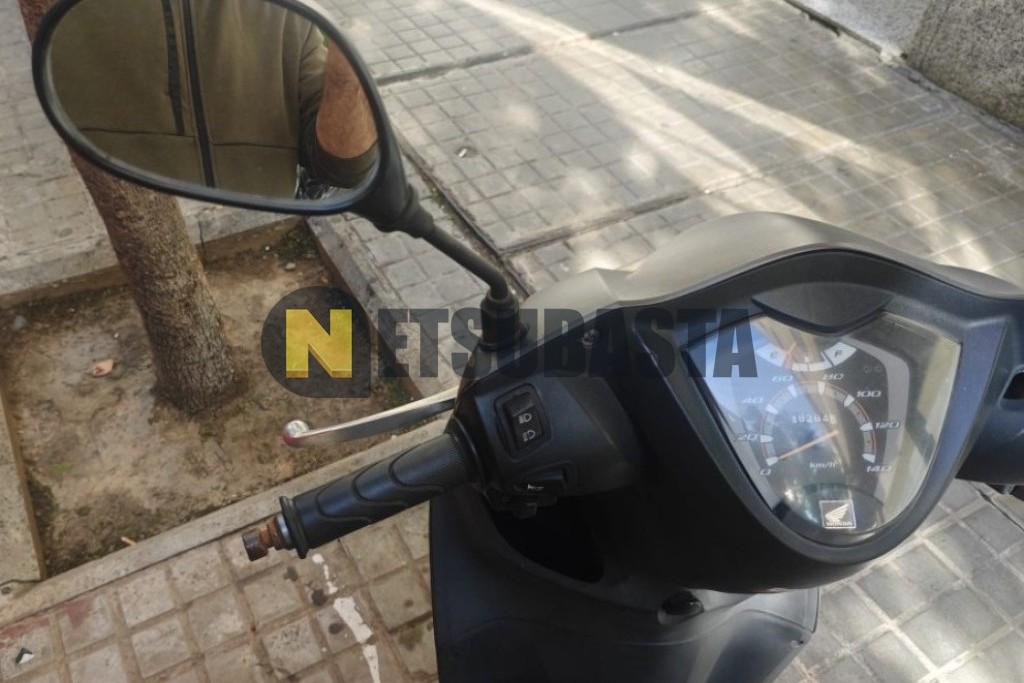 Honda Vision 110 2015