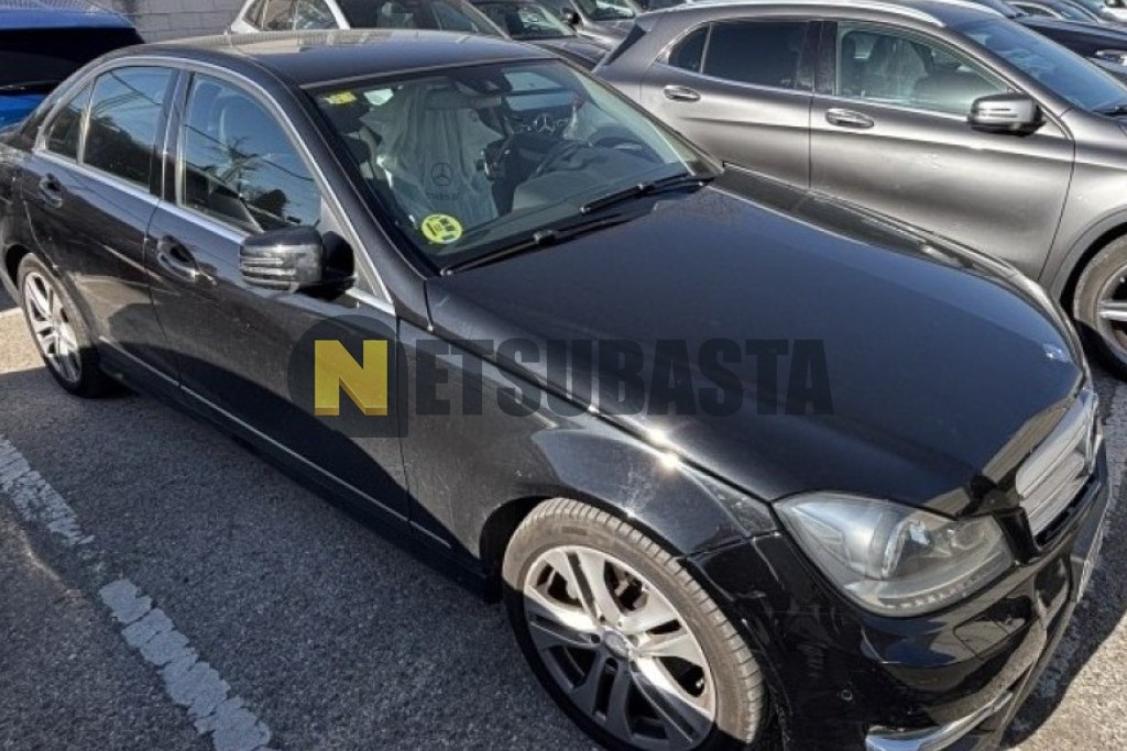 Mercedes-Benz C 200 CDI BlueEFFICIENCY 2013