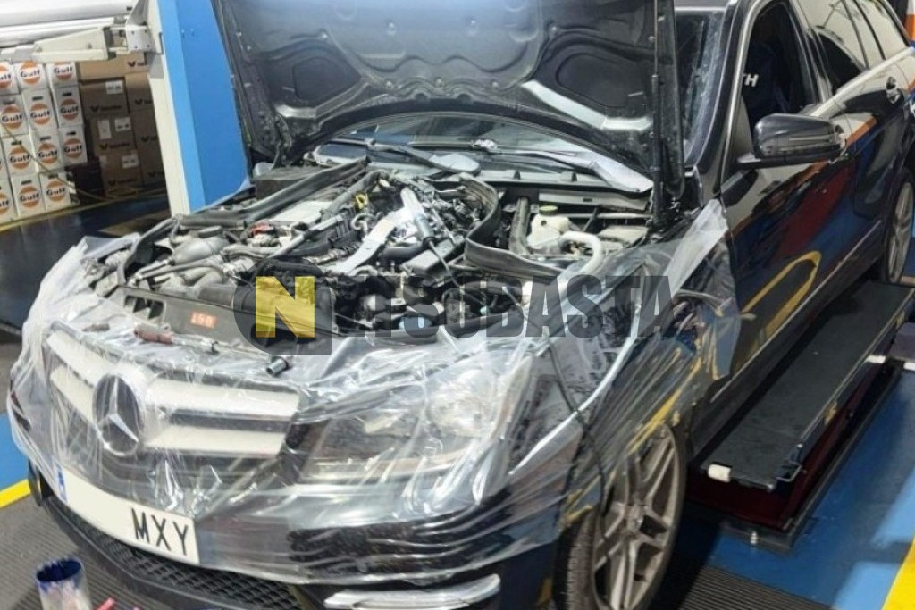 Mercedes-Benz C 220 CDI BlueEFFICIENCY Estate Aut. 2012