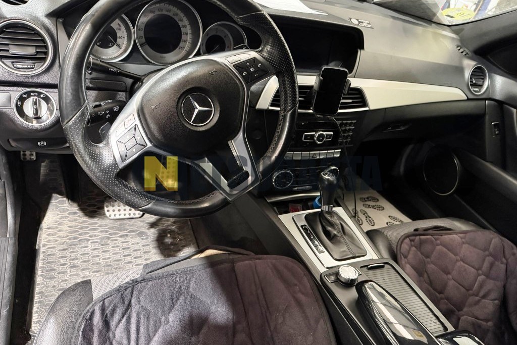 Mercedes-Benz C 220 CDI BlueEFFICIENCY Estate Aut. 2012