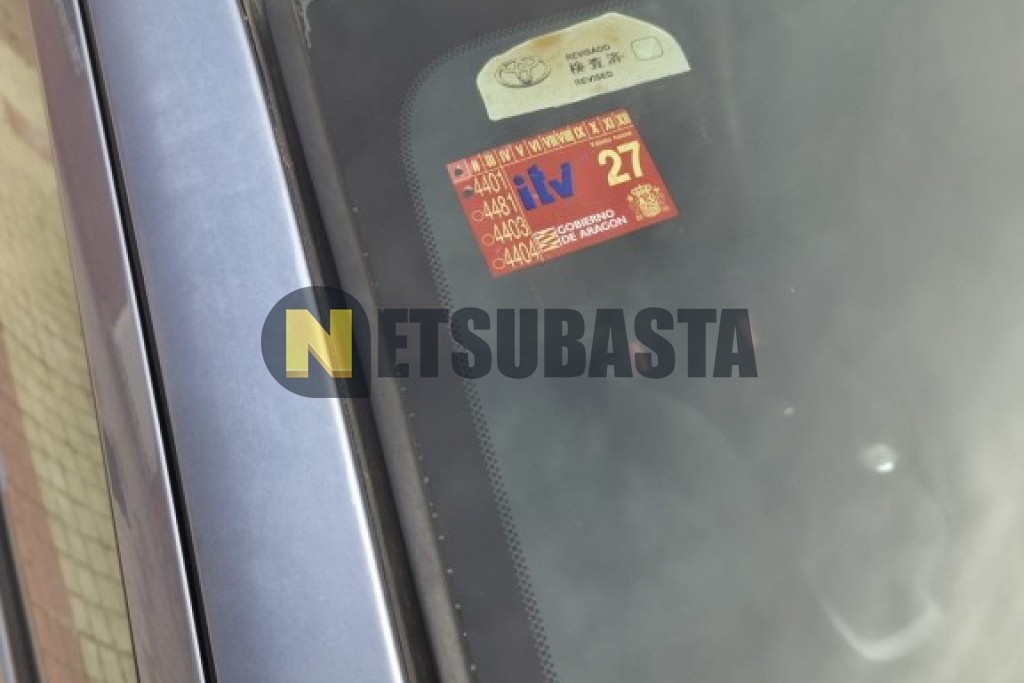 Toyota Yaris 100 2011