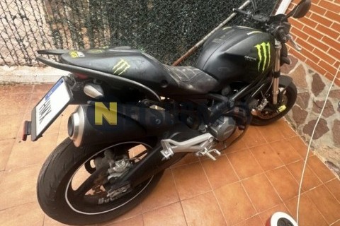 Ducati MONSTER 696 2012