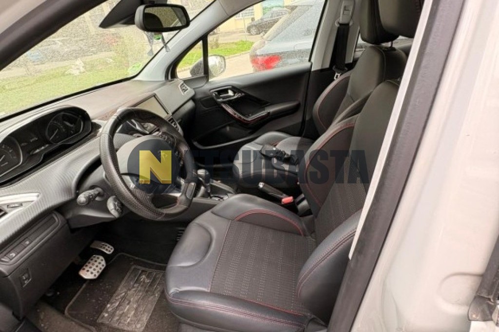 Peugeot 208 1.2 PureTech EAT6 2018