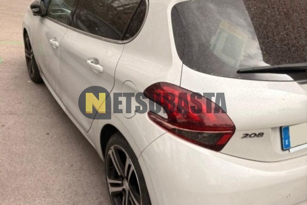 Peugeot 208 1.2 PureTech EAT6 2018
