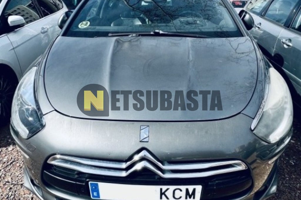 Citroën DS5 Hybrid4 2012