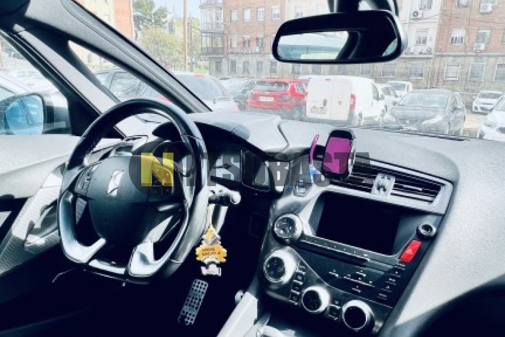 Citroën DS5 Hybrid4 2012