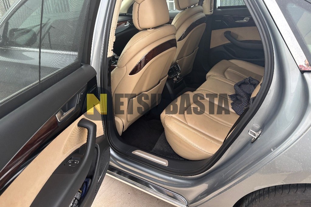 Audi A8 3.0 TDI quattro tiptronic 8 vel. 2012
