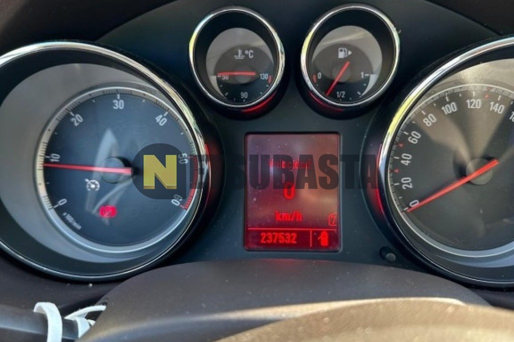 Opel Insignia Sports Tourer 2.0 CDTI ecoFLEX 2010