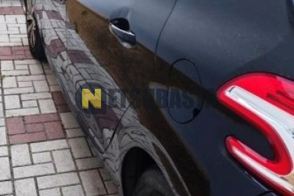 Peugeot 208 1.2 VTi PureTech 2012