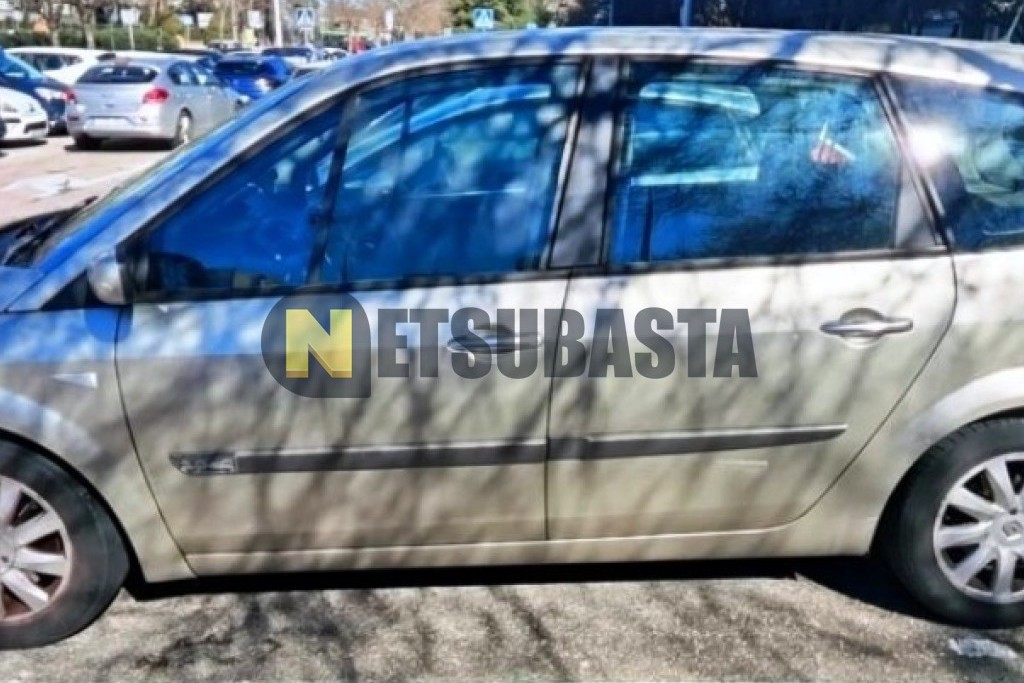 Renault Grand Scenic 2.0 dCi 2006