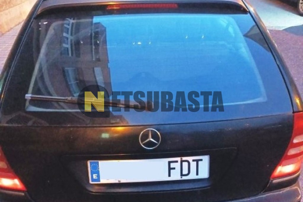 Mercedes-Benz C 200 CDI Familiar Aut. 2003