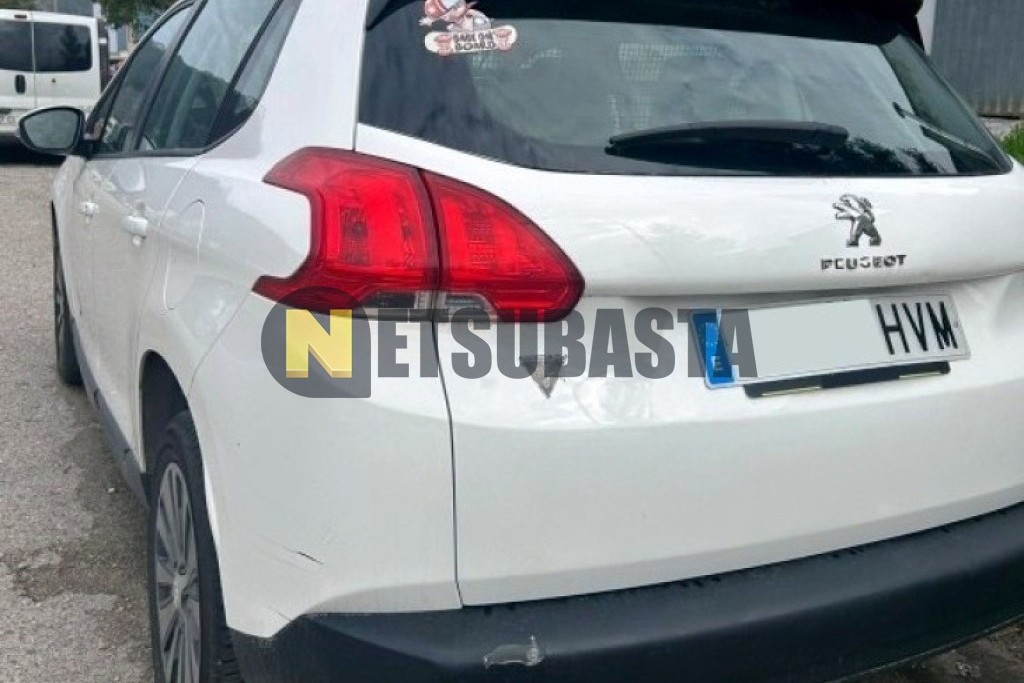 Peugeot 2008 1.2 VTi 2014