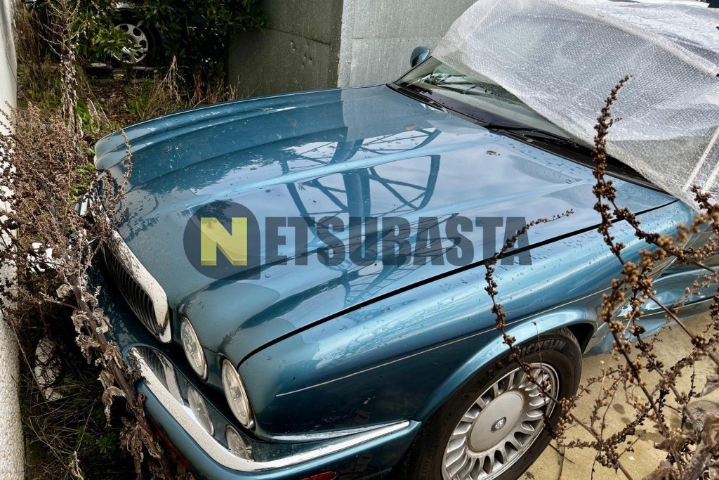 Jaguar XJ8 3.2 1998
