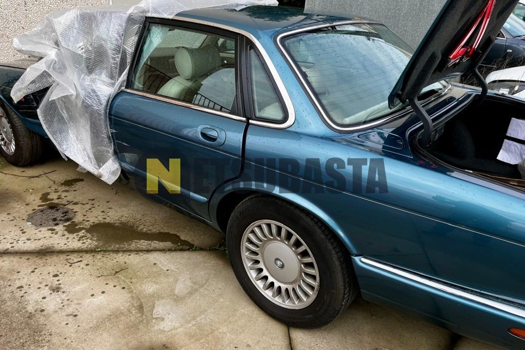 Jaguar XJ8 3.2 1998