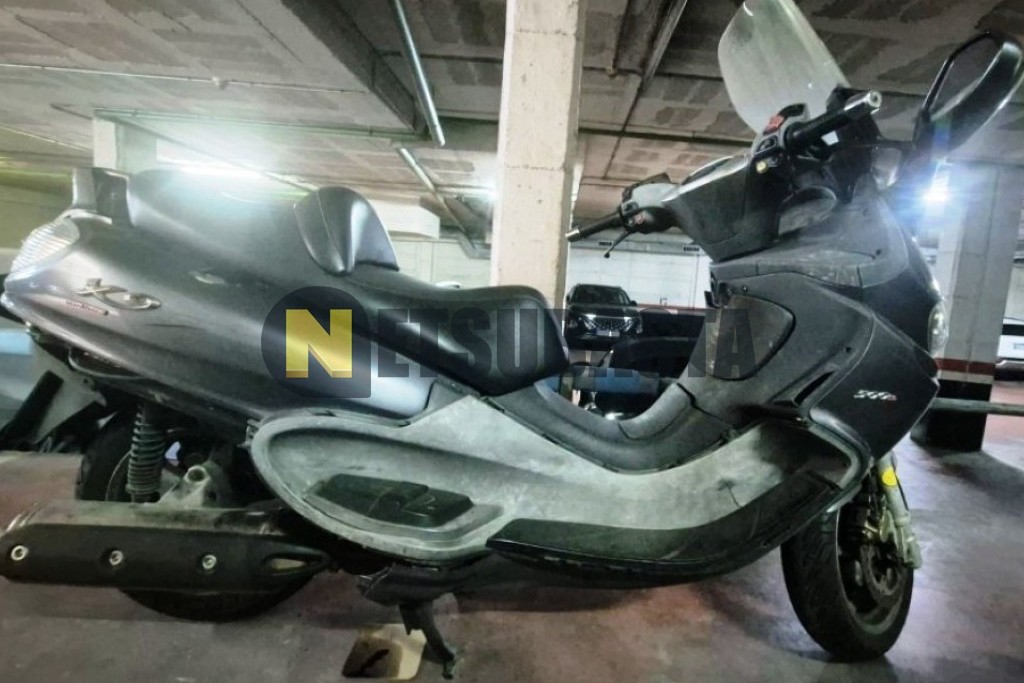 Piaggio X9 EVOLUTION 500 2004