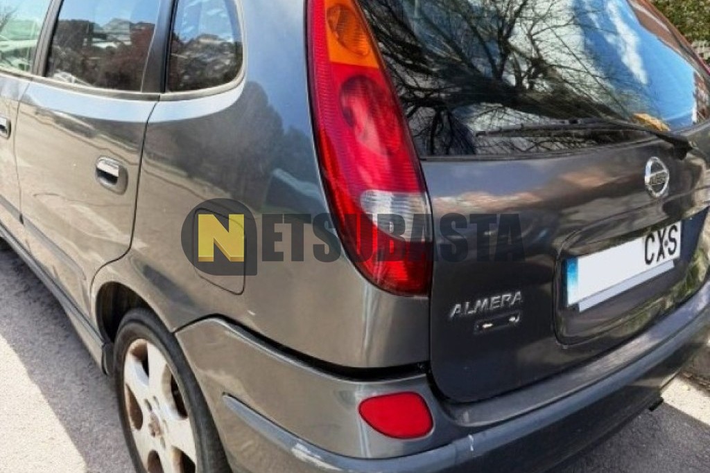 Nissan Almera Tino 2.2 dCi 2004