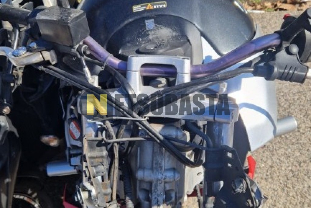 Suzuki GSR 600 2006