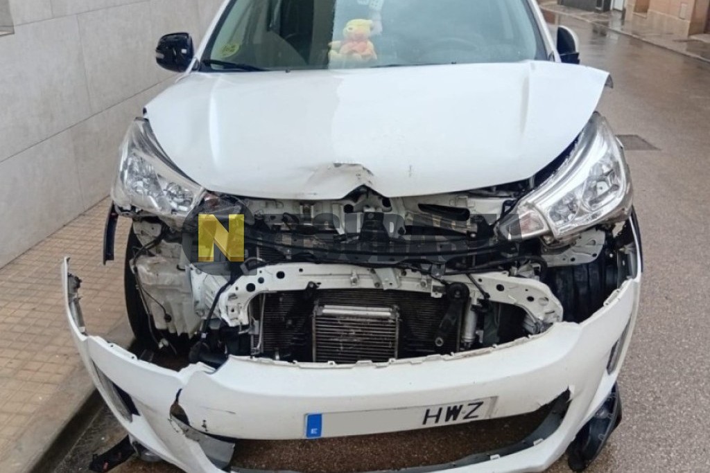 Citroën C4 Aircross 1.6 HDi 2WD 2014