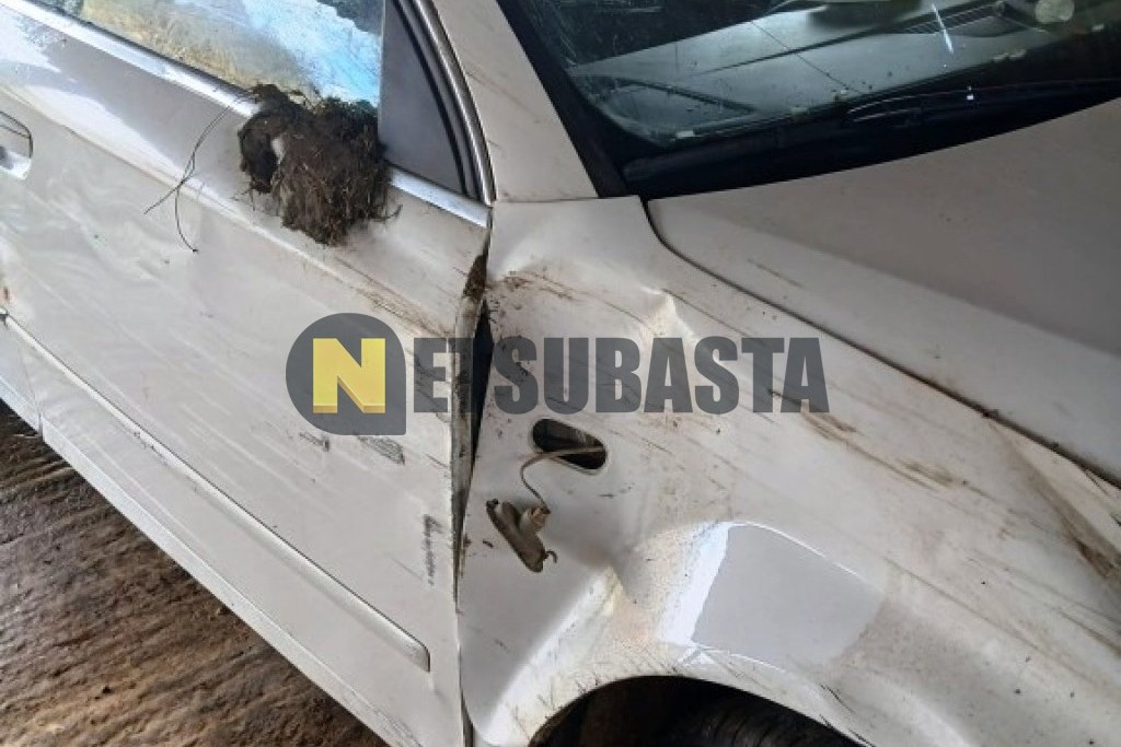 Seat Exeo 2.0 TDI CR DPF 2011