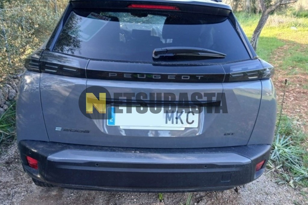 Peugeot E-2008 2023