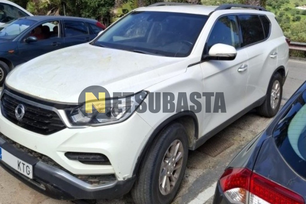SsangYong Rexton D22 DTR 4x2 7 plazas 2019