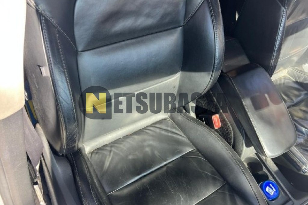 Skoda Superb Combi 2.0 TDI DPF DSG 4x4 2011