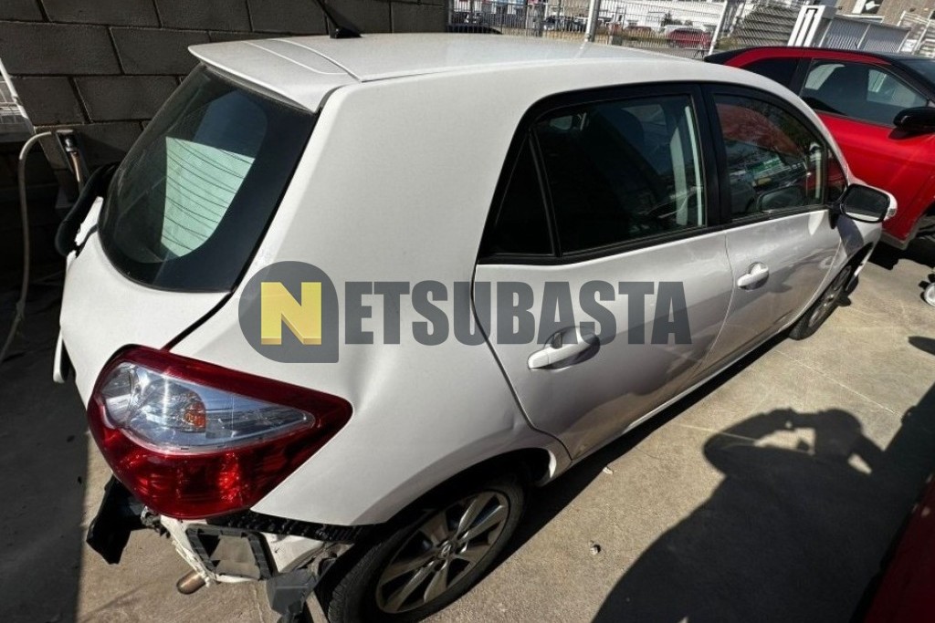 Toyota Auris 90D 2012