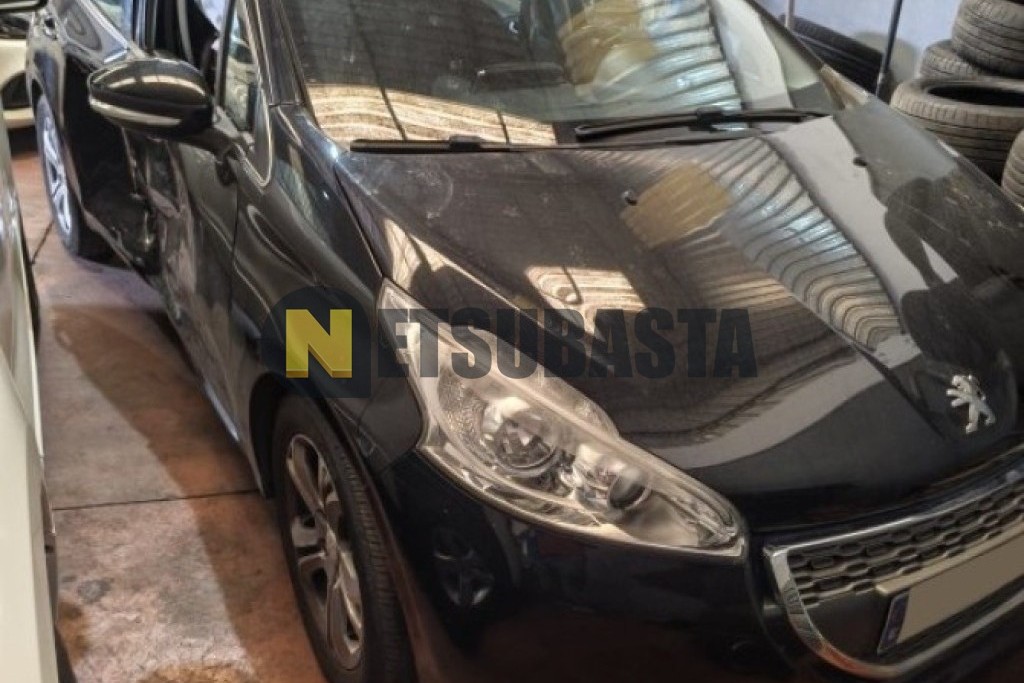 Peugeot 208 1.6 e-HDi 2013