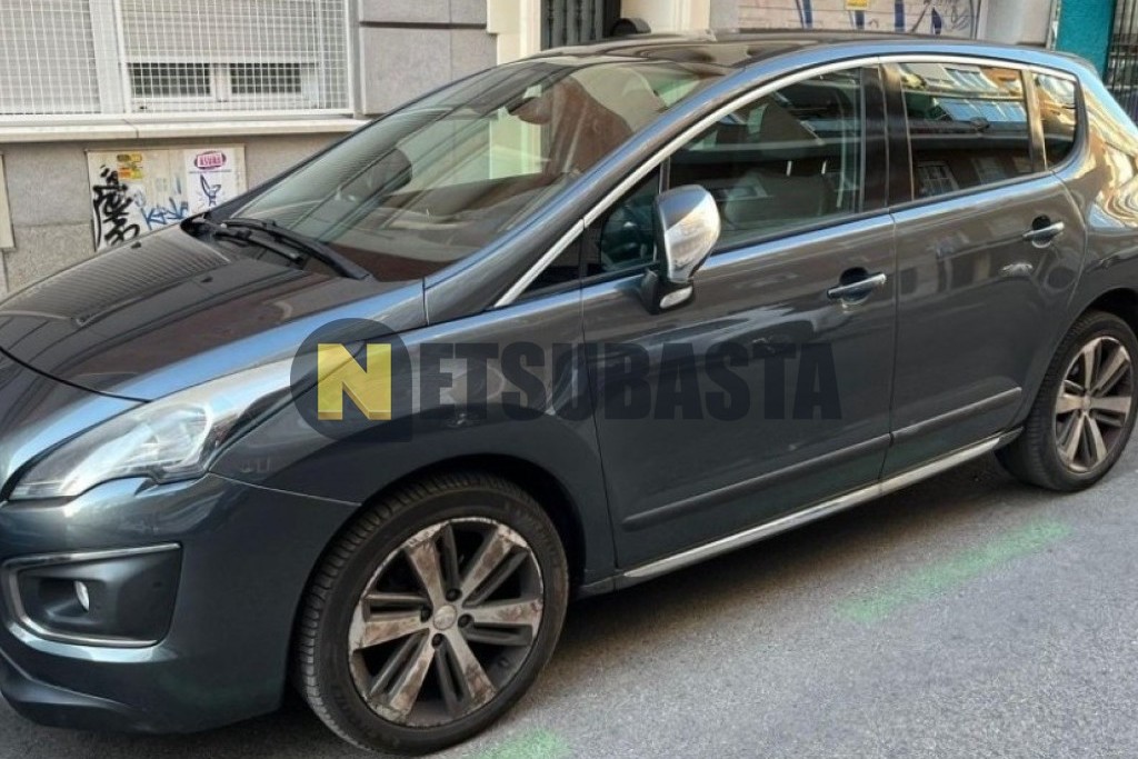Peugeot 3008 1.2 PureTech 2016