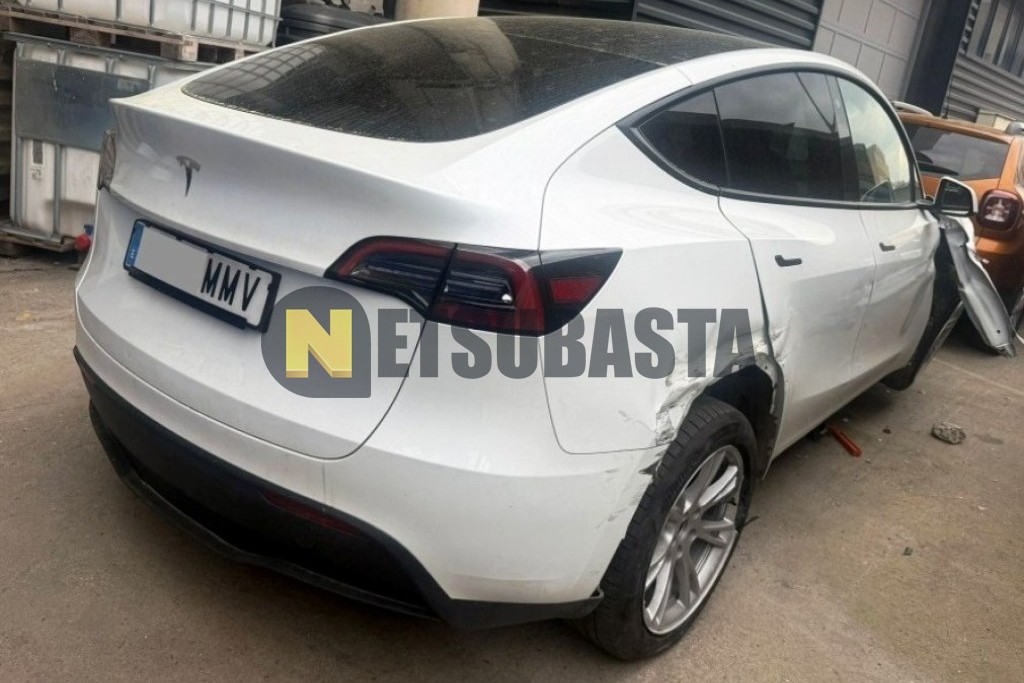 Tesla Model Y Traccion trasera 2024