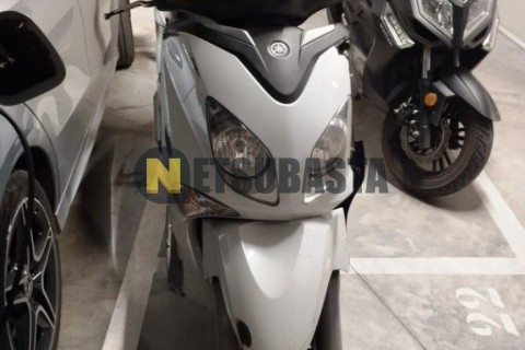 Yamaha XMAX 250 2014