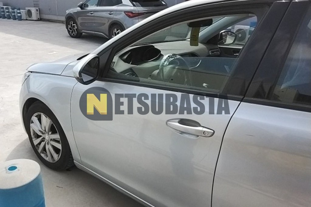 Peugeot 308 1.6 HDi 2014