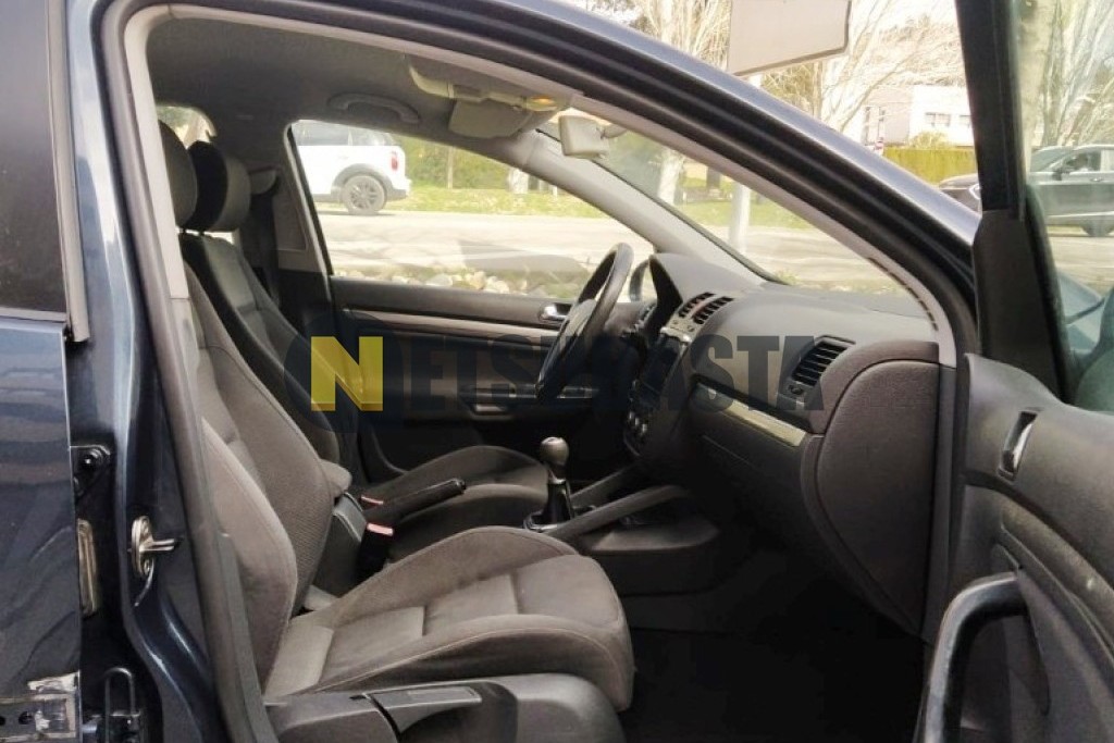 Volkswagen Golf 1.6 FSI 2004