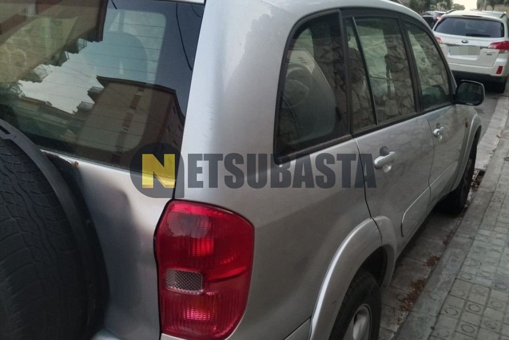 Toyota Rav4 2.0 D4-D 2003
