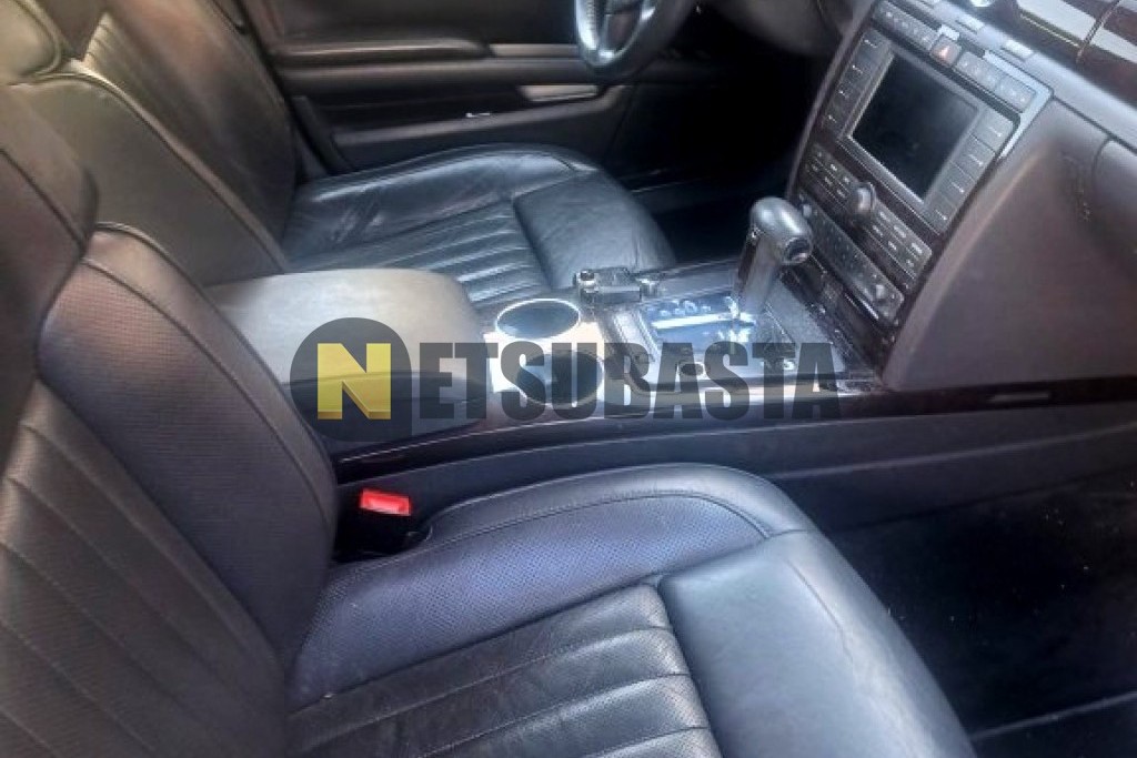 Volkswagen Phaeton 3.0 V6 TDI 4 MOTION 2005