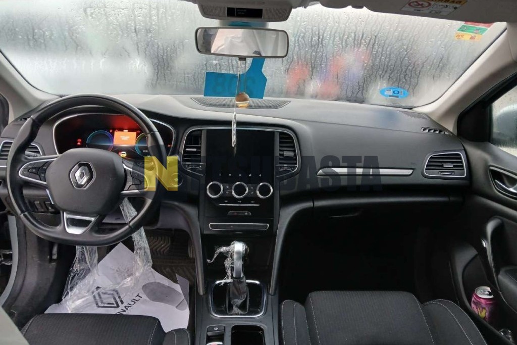 Renault Megane Sport Tourer E-TECH Híbrido enchufable 2022