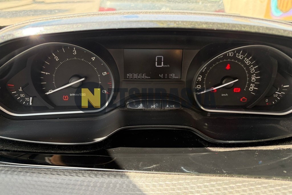 Peugeot 2008 1.6 BlueHDi 2017