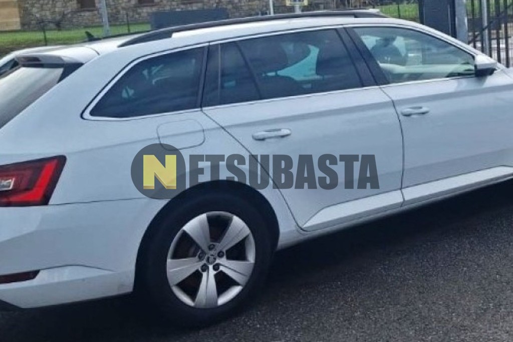 Skoda Superb Combi 2.0 TDI DSG 7 vel. 2018