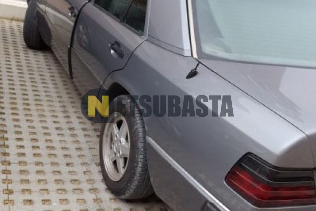 Mercedes-Benz 300D Aut. 1991