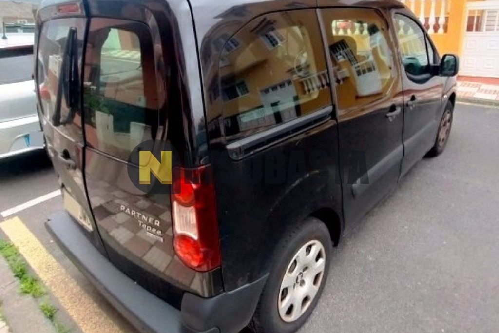 Peugeot Partner Tepee 1.6 BlueHDi 2016